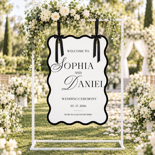 Wavy Wedding Welcome Sign, Black and White Welcome Sign, Modern Scalloped Wedding Sign, Custom Wedding Name Sign, Weddin