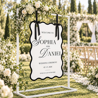 Wavy Wedding Welcome Sign, Black and White Welcome Sign, Modern Scalloped Wedding Sign, Custom Wedding Name Sign, Weddin