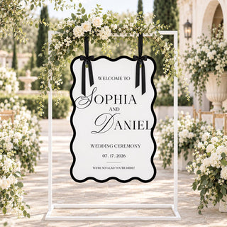 Wavy Wedding Welcome Sign, Black and White Welcome Sign, Modern Scalloped Wedding Sign, Custom Wedding Name Sign, Weddin