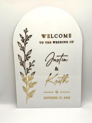 White Arch Wedding Welcome Sign, 3D Raised Mirror Acrylic Names