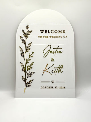 White Arch Wedding Welcome Sign, 3D Raised Mirror Acrylic Names